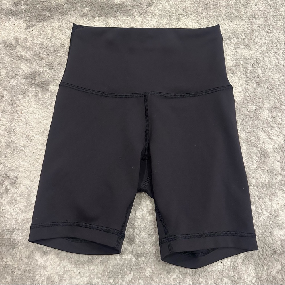 NWOT Lululemon Wunder Train High Rise Short 6” Black Athletic Workout Shorts 2